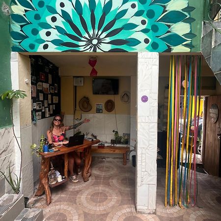Multiverso Hostel Ленсойс Экстерьер фото